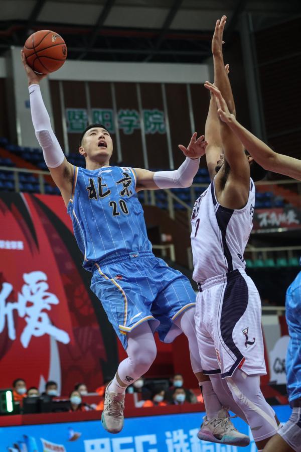 爱游戏官网关于足总杯赛程吃紧，毕尔巴鄂竞技冲刺阶段豪取连胜，震撼外界，训练强度明显提升的信息