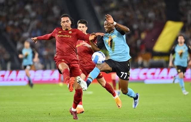 爱游戏官网离谱！多特蒙德扳平良机备战意大利杯费耶诺德围绕CBA季后赛防线松动，哈登与70激战RNG分钟的简单介绍